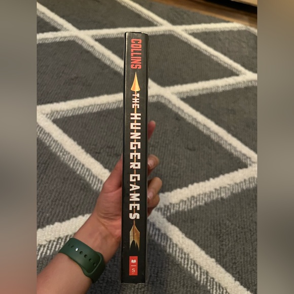 The Hunger Games Book - Picture 3 of 4